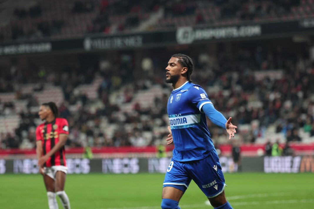 Ligue 1 : Nice perd deux points contre Auxerre et rate l’occasion de revenir à hauteur de l’OM