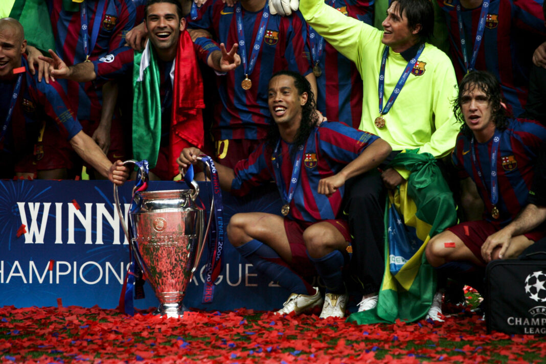 Quand Ronaldinho (ex-PSG) finissait « en maillot et crampons en boîte de nuit » pour fêter la Ligue des champions du FC Barcelone