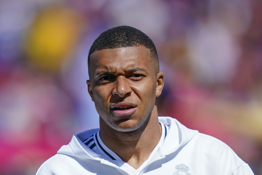 Le Paris Saint-Germain exige 98 millions d’euros de Kylian Mbappé : un affrontement judiciaire en vue !