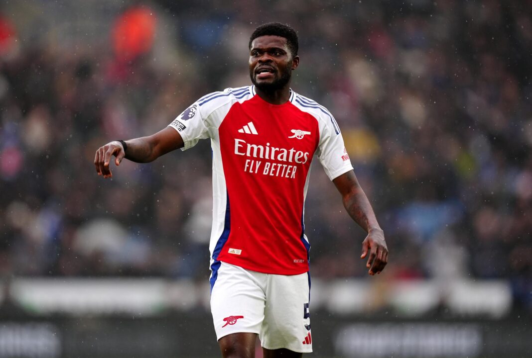 Angleterre : Les conditions imposées à Thomas Partey, sous le coup d’accusations de viol et d’agression sexuelle, pour obtenir sa libération sous caution