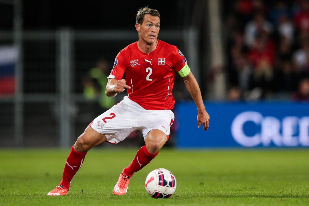 Suisse : Stephan Lichtsteiner nommé entraîneur du FC Bâle après le départ de Ludovic Magnin