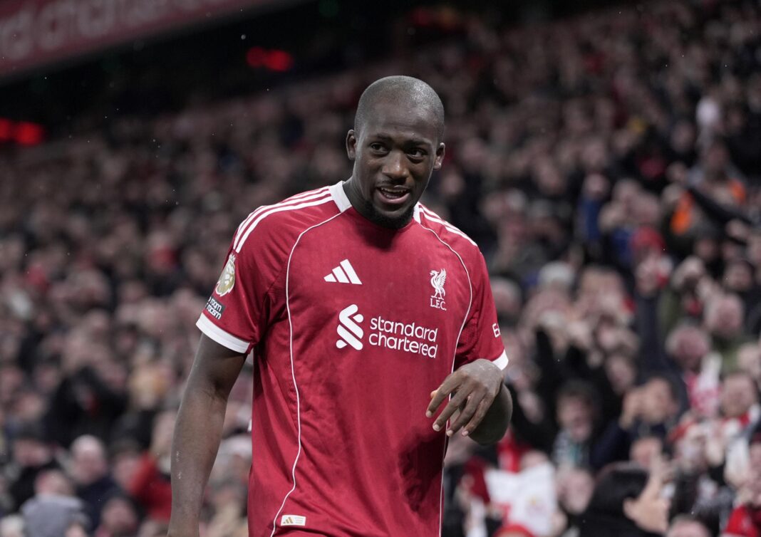 Ibrahima Konaté en larmes après son but contre Newcastle, quelques jours après le décès de son père