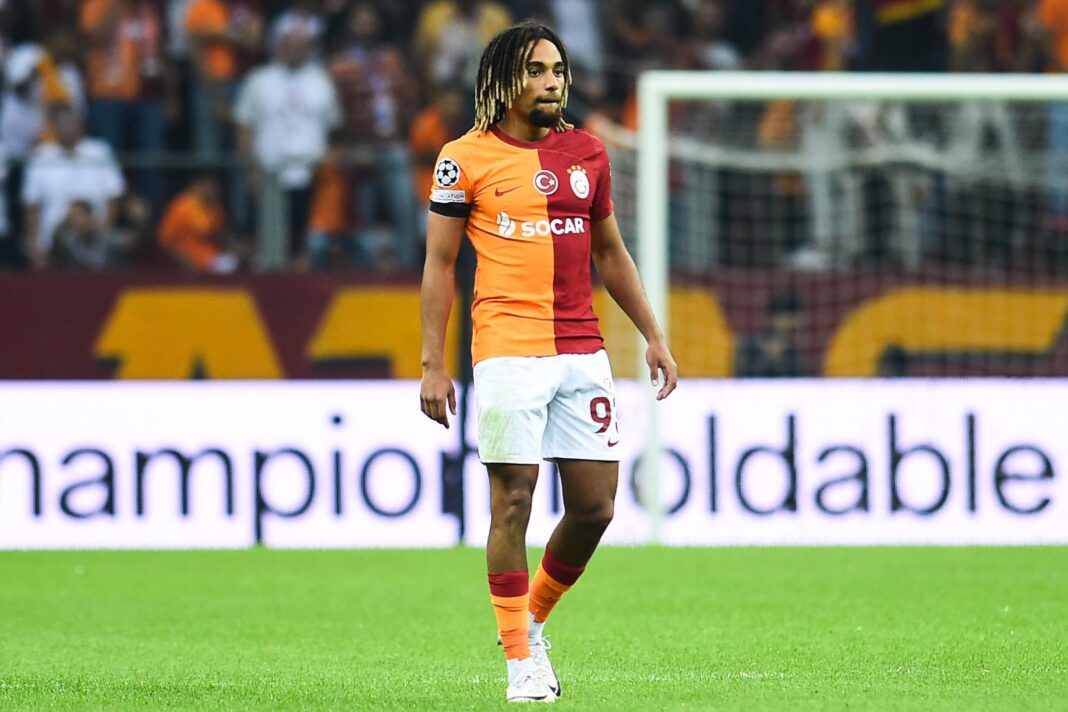 En échec au Bayern Munich, Sacha Boey retourne à Galatasaray en prêt